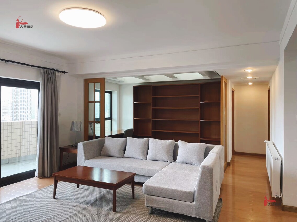 鸿艺豪苑酒店式公寓-中心区域酒店式公寓出租