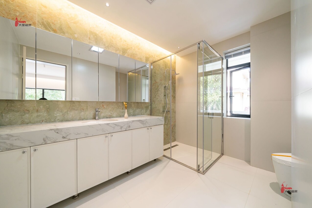 久事西郊花园别墅租赁-上海青浦区徐泾镇